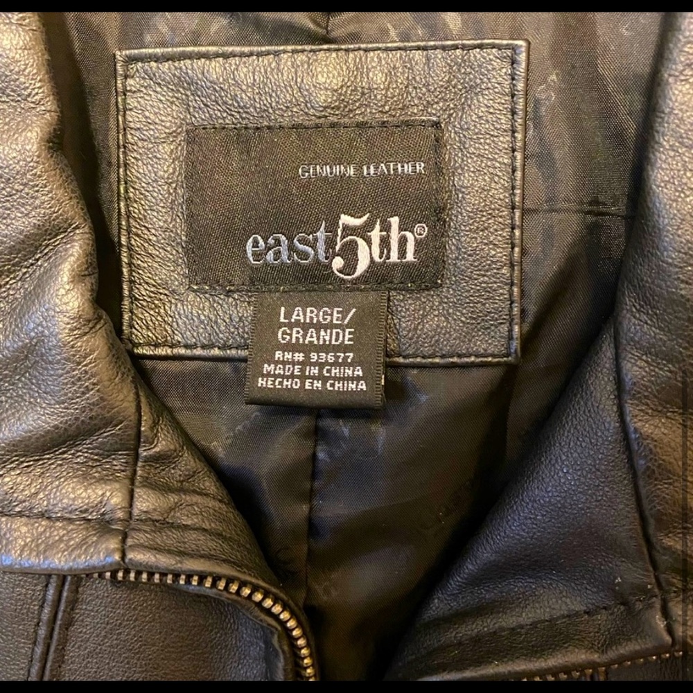 Vintage Black Leather Jacket. Size Large - Picture 3 of 8
